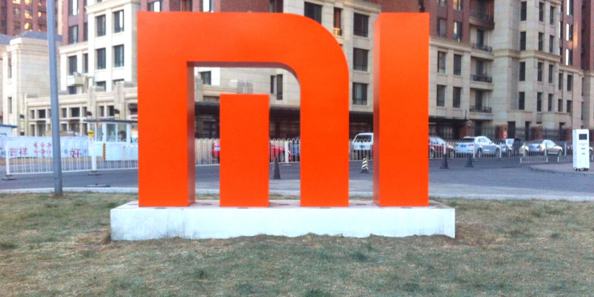 Xiaomi brings Mi TV Stick to India at INR 2,799 - Smartprix Bytes