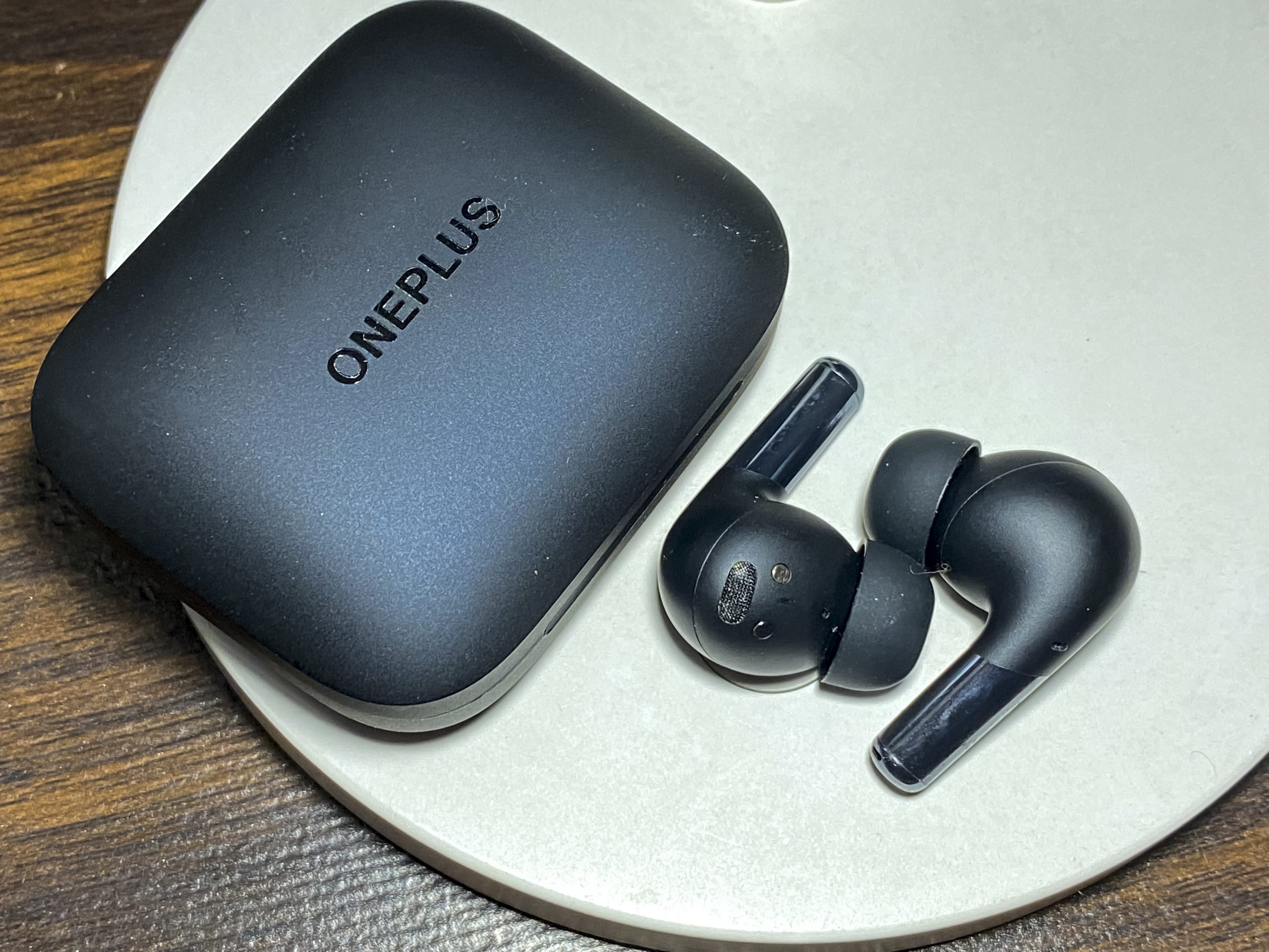 Nothing ear (1) review with pros and cons - should you buy it? - Smartprix
