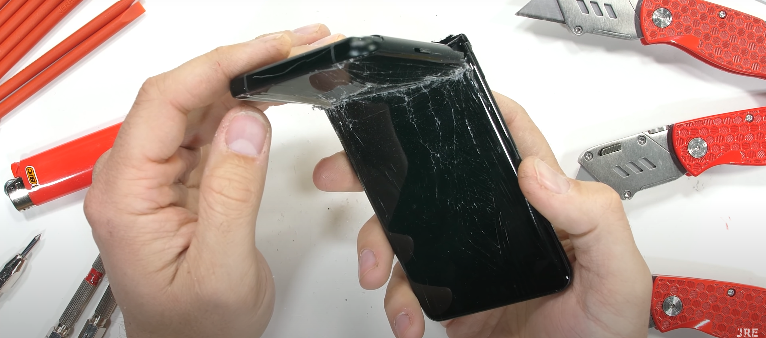 OnePlus 10 Pro broken
