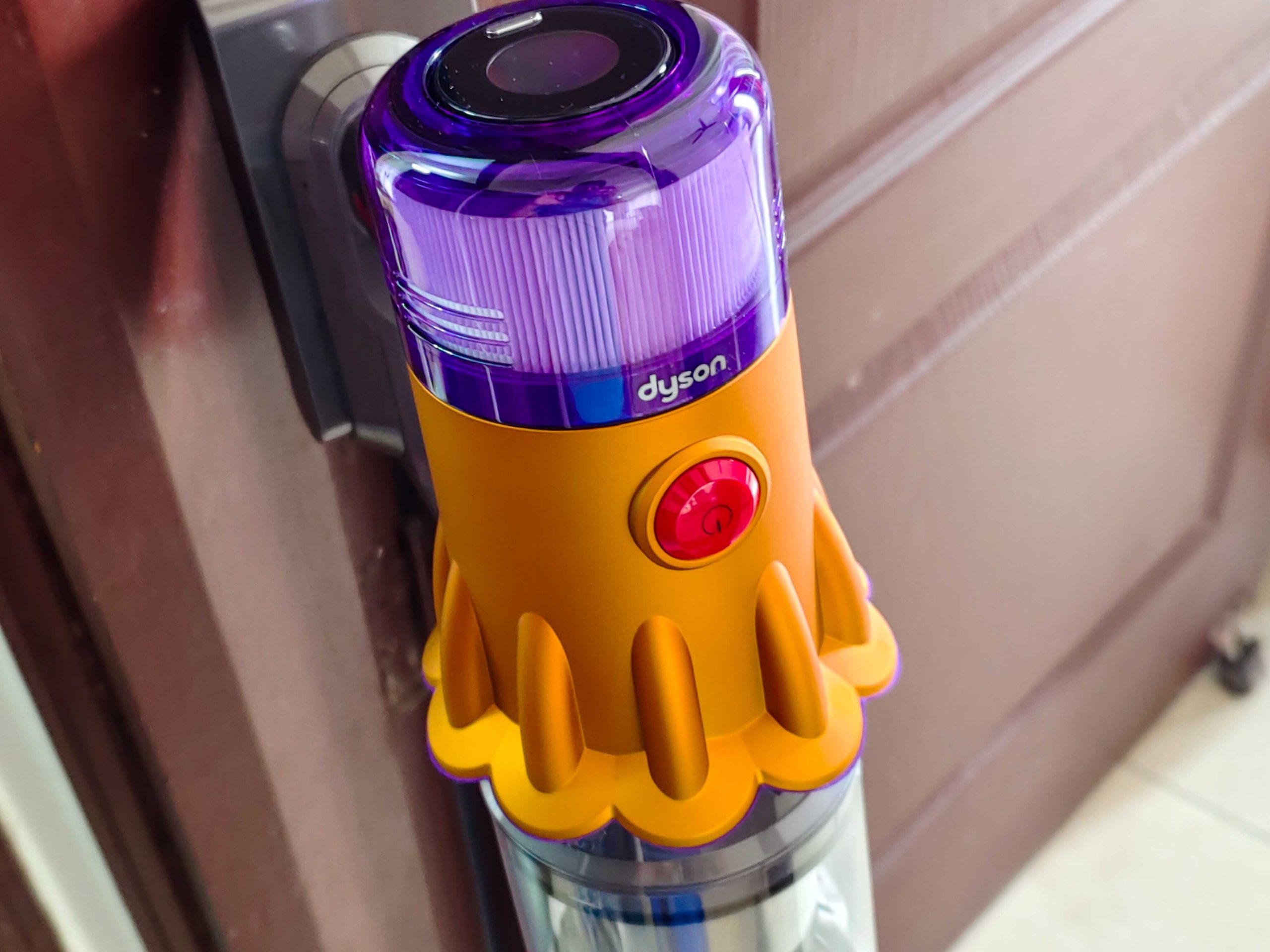 Dyson V12 Detect Slim Vacuum Cleaner Review Smartprix