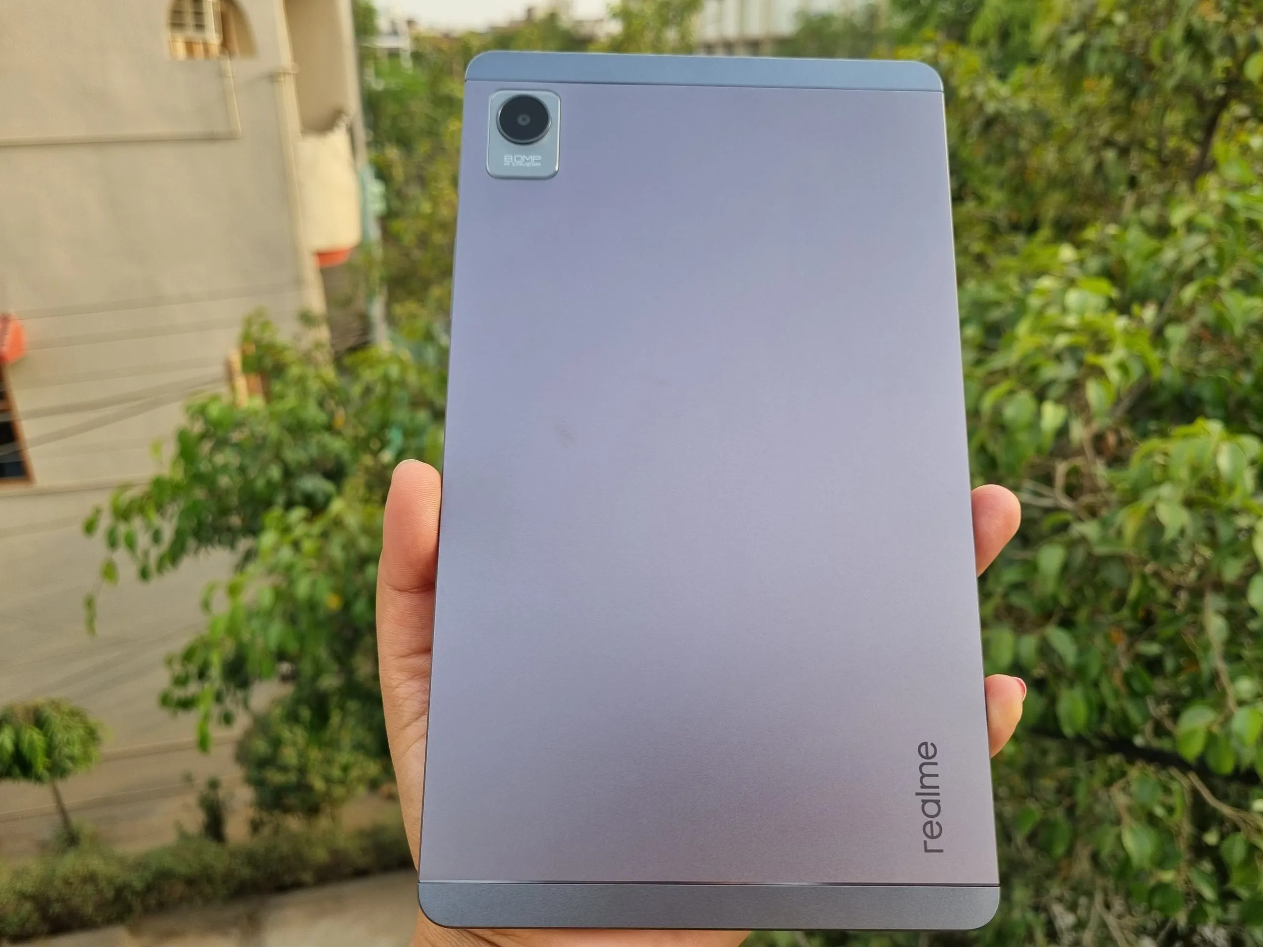 Realme Pad Mini Review: Small Size, Low Price, Few Features - Tech Advisor