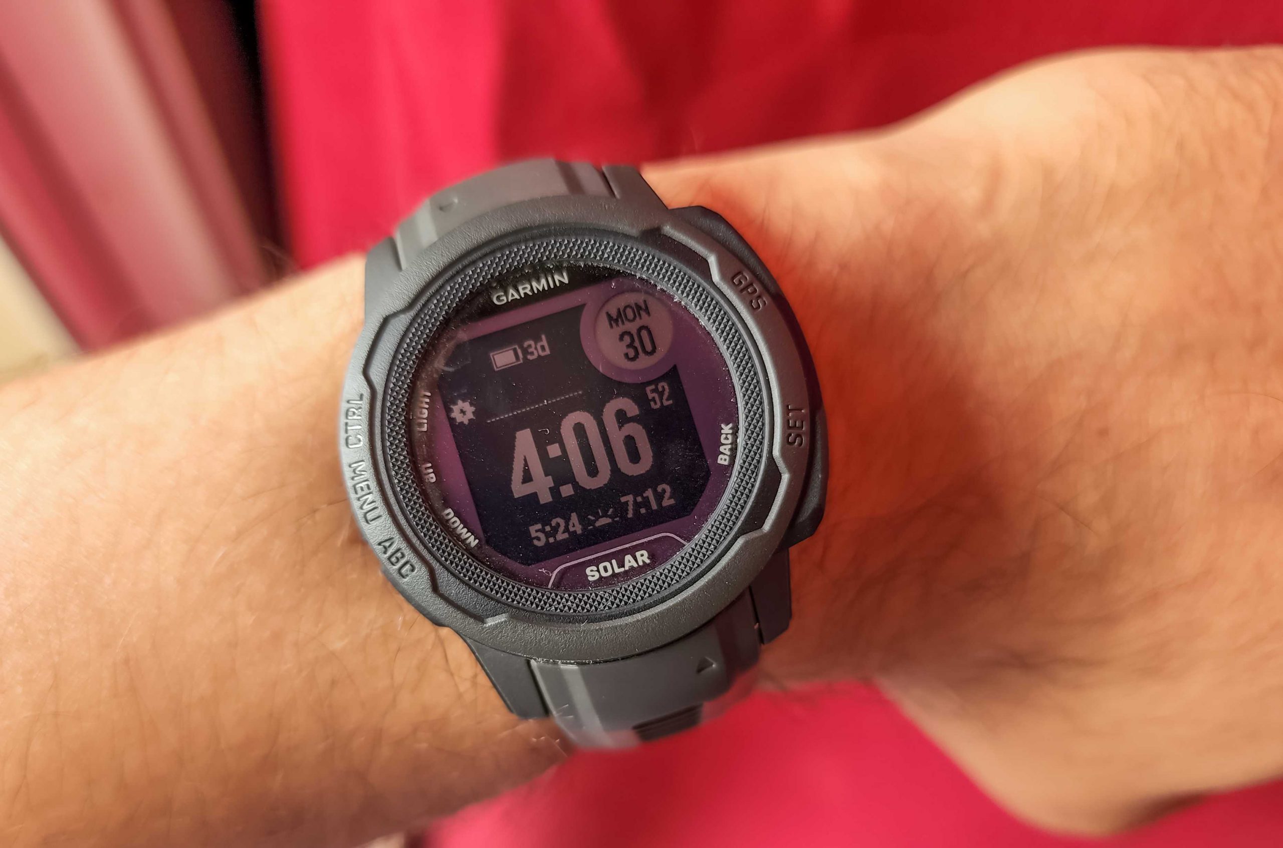 Garmin Instinct 2S smartwatch -