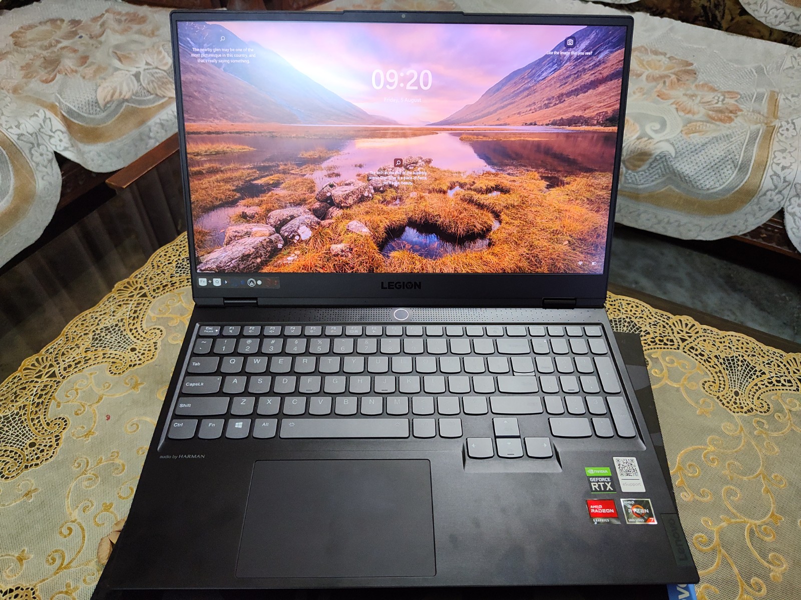 REVIEW: Lenovo Yoga Slim 7 Gen 8 - AMAZING Display + Battery Life