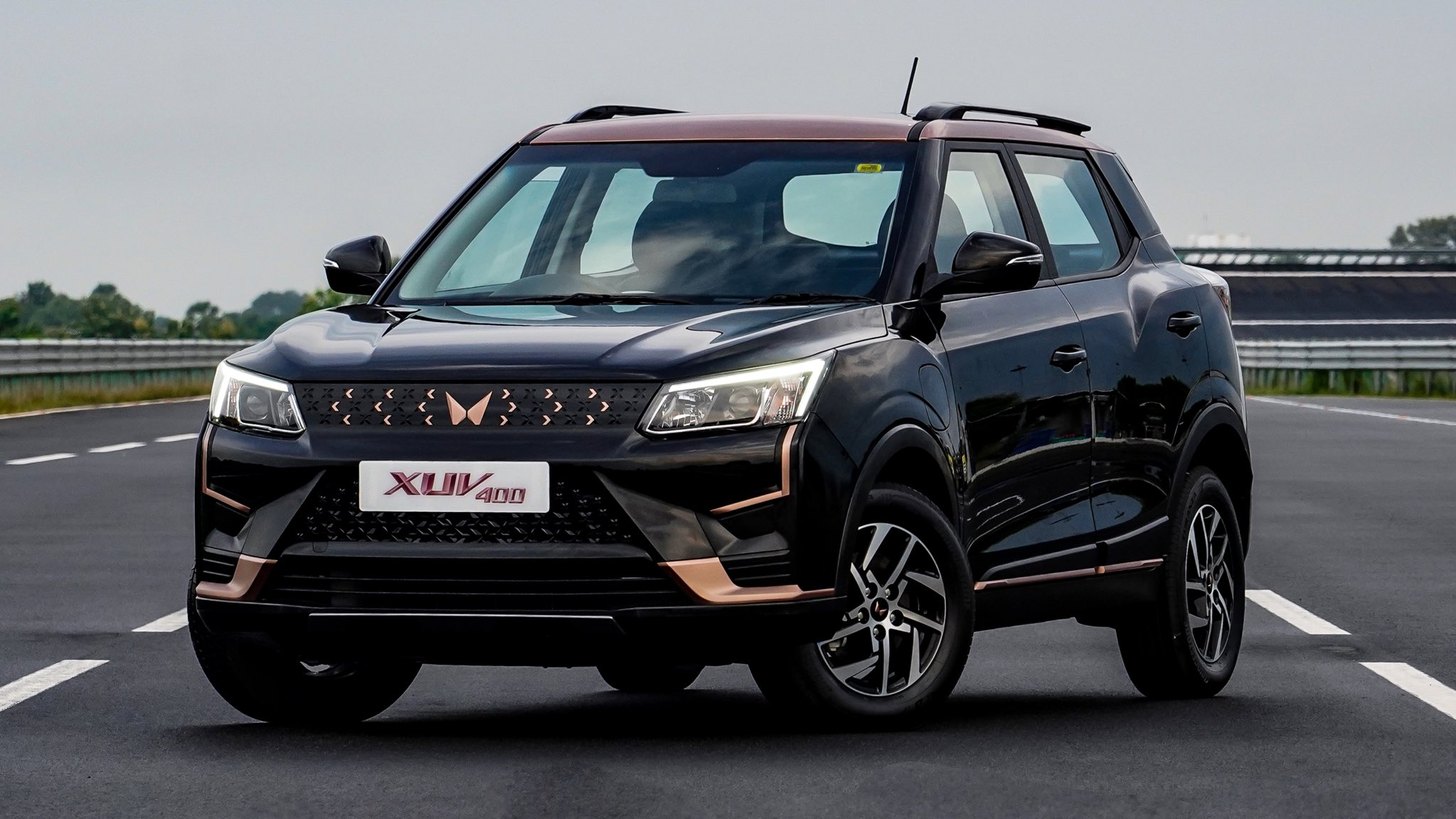 Mahindra XUV400 EV To Come In 3 Variants In India Test Drive Begins In mahindra-xuv400-ev-to-come-in-3-variants-in-india-test-drive-begins-in