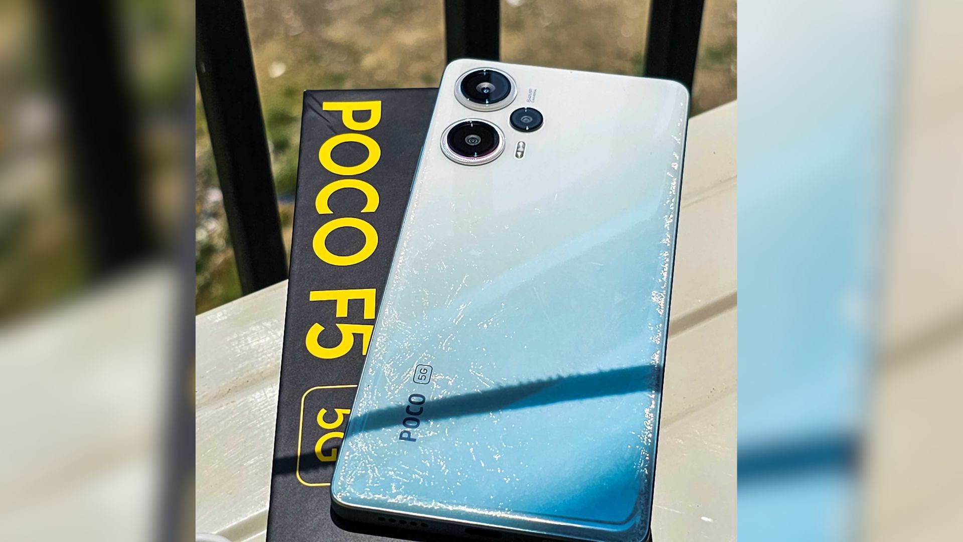 POCO F5 5G (Snowstorm White, 256 GB) (12 GB RAM) : : Electronics