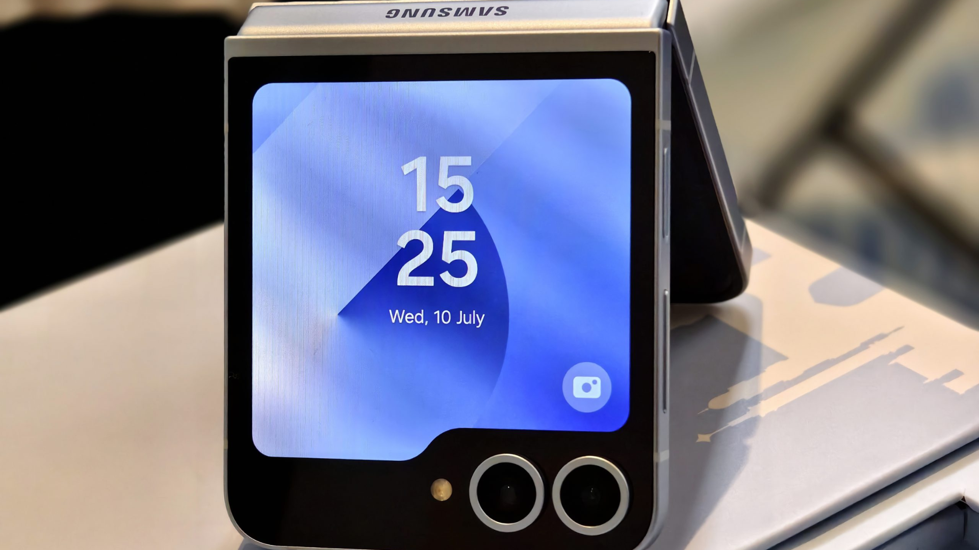 Updated: 11 March 2025] Exclusive: Samsung Galaxy Z Flip7 FE